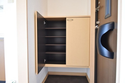 【玄関】 |  セジュールななみ 