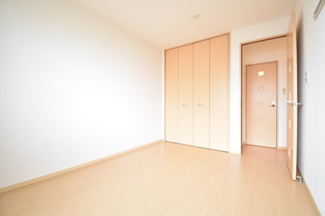 【寝室】 |  セジュールななみ 