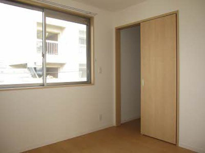 【寝室】 | シャーメゾン坂本　２番館  | 同一間取り反転タイプの写真です。