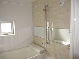  | シャーメゾン坂本　２番館  | 同一間取り反転タイプの写真です。