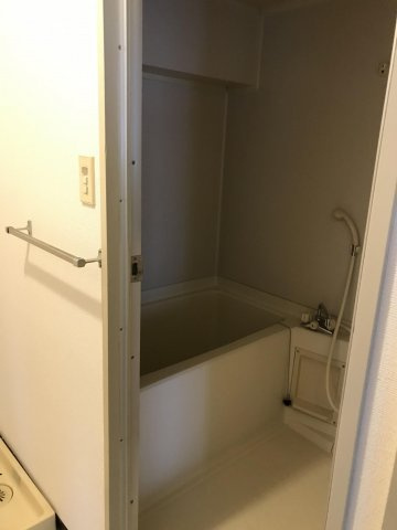【浴室】 | 第一広隆ビル | お風呂です