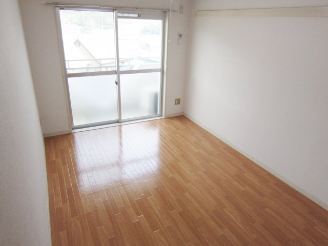 コーポ若葉の居間・リビング