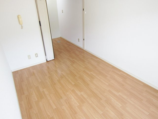 コーポ若葉の洋室