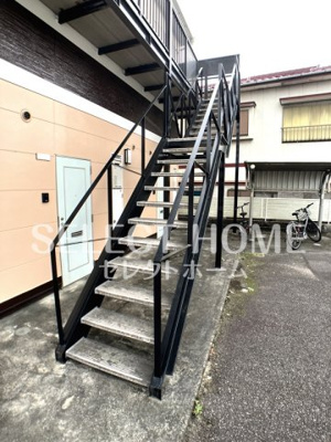 【エントランス】 | ハートヒルズ稲熊 | 落ち着いたエントランスです