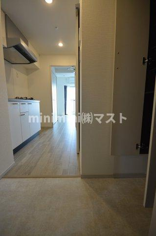 エルプレイス本町の玄関