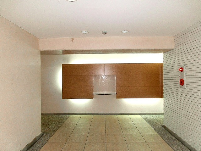 ラクラス新御徒町の設備|ラクラス新御徒町の分譲仕様のロビーです