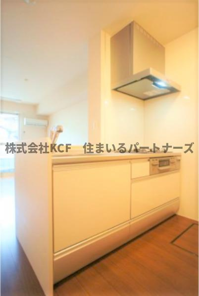 オリーヴァ東櫛原B棟のキッチン|コンパクトなキッチンで掃除もラクラク