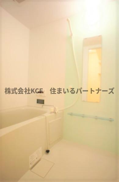 オリーヴァ東櫛原B棟の浴室|ゆったり過ごせるお風呂です
