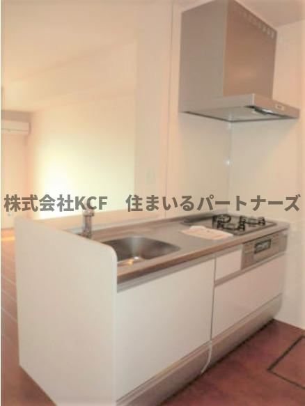 オリーヴァ東櫛原B棟のキッチン|コンパクトなキッチンで掃除もラクラク