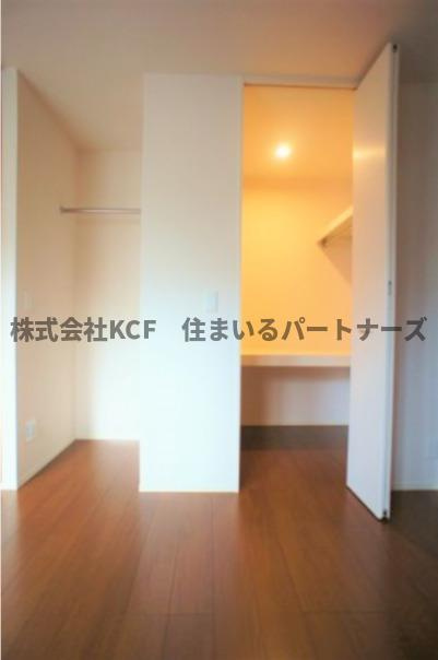 オリーヴァ東櫛原B棟の収納|こまごまとしたものを収納できそうですね