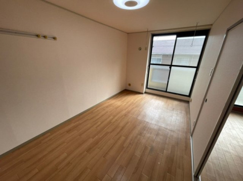 サンパレス薬円台の居間・リビング