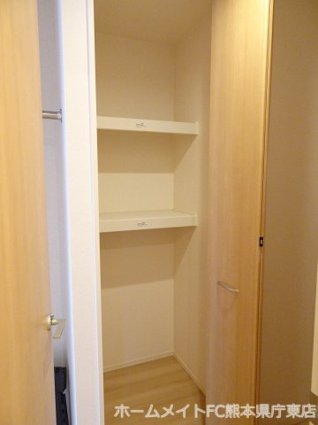 熊本市東区花立５丁目のアパートの収納