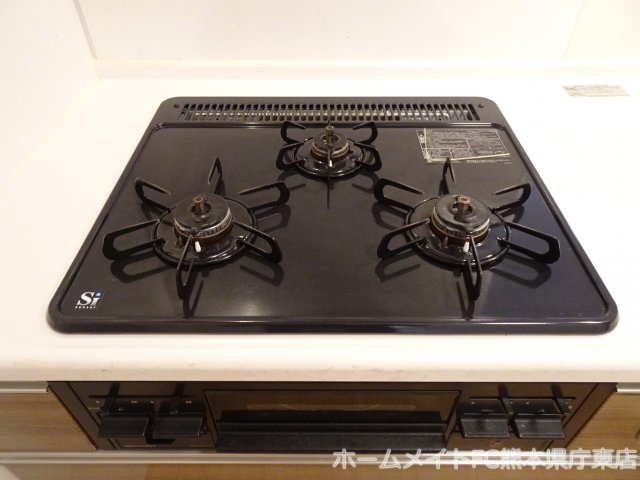 熊本市東区花立５丁目のアパートのキッチン