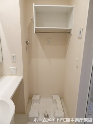 熊本市東区花立５丁目のアパートの洗面所