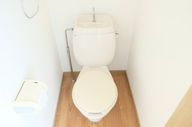 【トイレ】 | エステートピアE.V.O | 落ち着いたトイレです