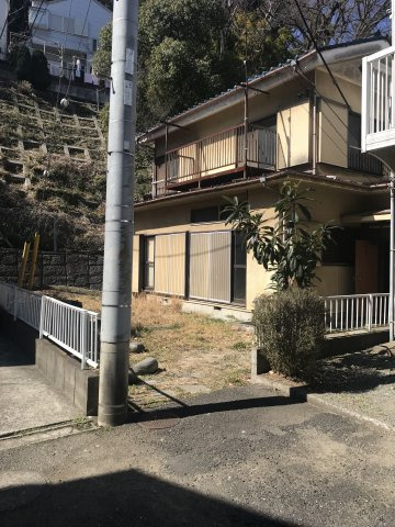 【 売主 】横浜市南区堀ノ内町2丁目　売地（古家付）の外観