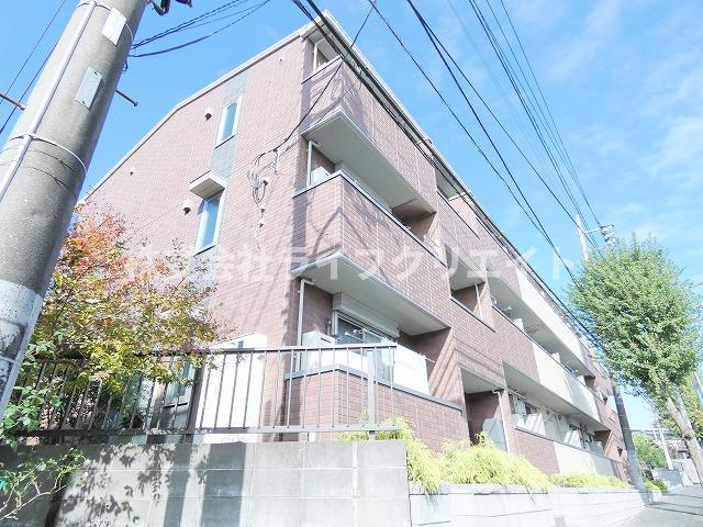 トリアテュラーの外観
