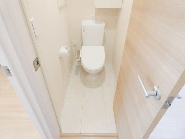 【トイレ】 | トリアテュラー | ※写真は同ハウスメーカーの施工を参考に掲載しております。