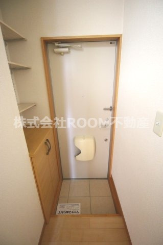 ラ・メール吉尾の玄関