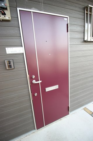 ラ・メール吉尾のエントランス