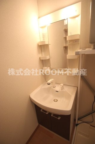 ラ・メール吉尾の洗面所