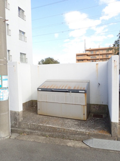 【その他共用部分】 | 敷地内ごみ置き場でごみ出しもらくらく～♪忙しい社会人さんや主婦さんにもうってつけ！