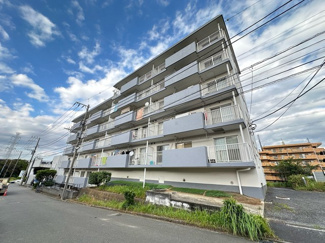 【外観】 | 室内全面リノベーション予定♪キレイなお部屋に住みたい方におすすめ☆グリーンライン「都筑ふれあいの丘」駅より徒歩9分の5階建てマンションです♪