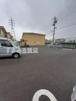 【駐車場】