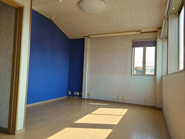 TSガレージ＆貸事務所の内装|洋室10.3帖