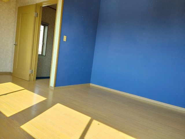 TSガレージ＆貸事務所の内装|洋室10.3帖