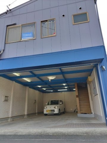 TSガレージ＆貸事務所の外観