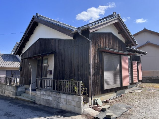 高浜市向山町の外観