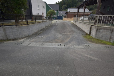 【前面道路含む現地写真】 | 高城町高山土地