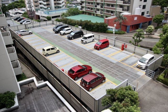 ベンタナヒルズ篠栗16号館の駐車場