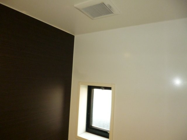 グランシードＣの浴室|浴室窓・換気扇