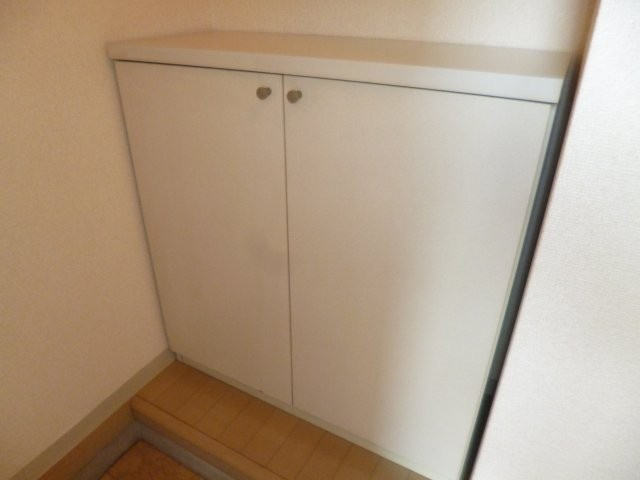 グランシードＣの内装|シューズボックス
