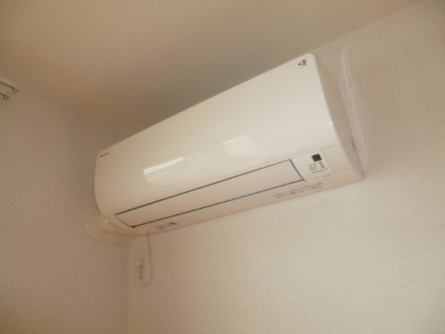 ファミーユ　ドゥ　アヴニールＢの設備|エアコン
