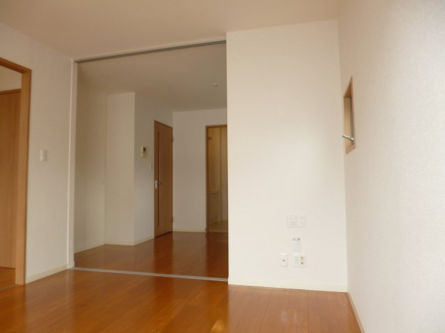 ファミーユ　ドゥ　アヴニールＢの居間・リビング