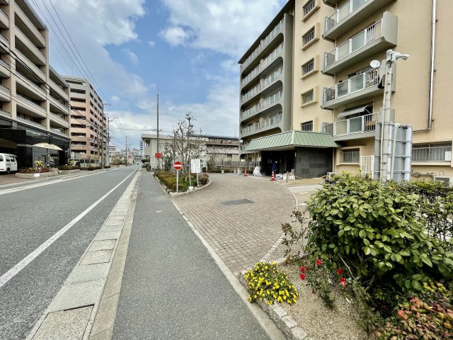 日商岩井福陵マンションの周辺