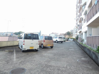 【駐車場】 | 平置き駐車場です。