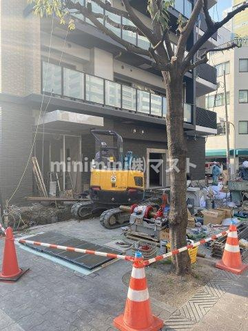 シーズンフラッツ阿波座のエントランス