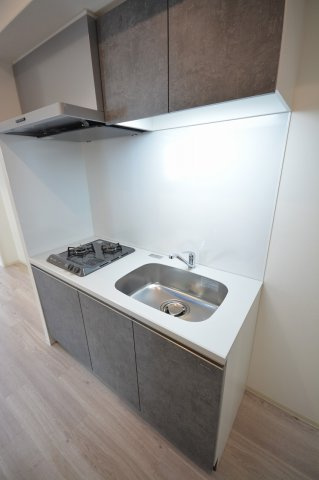シーズンフラッツ阿波座のキッチン