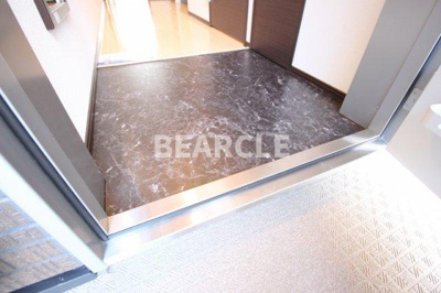 【エントランス】 | レオネクストミューズ