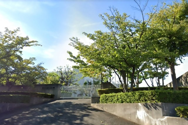 富田林市加太３丁目の売地の周辺|葛城中学校