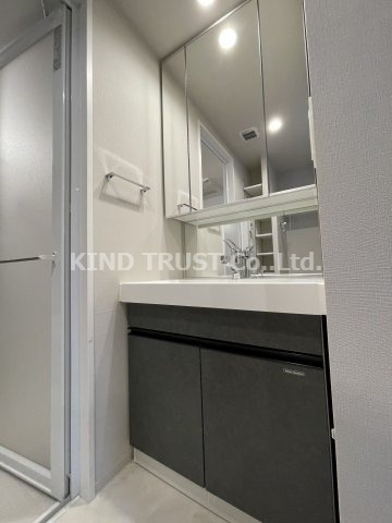 アーバネックス大阪天満橋の独立洗面台|朝の身支度には欠かせない独立洗面化粧台