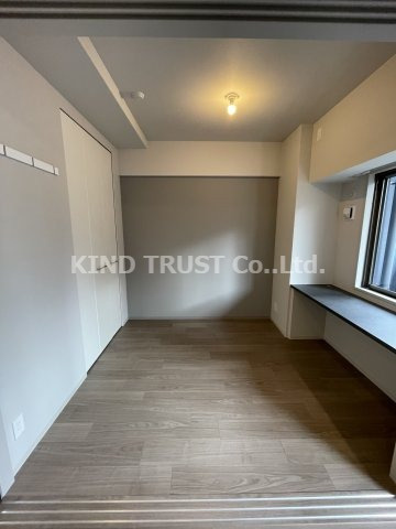 アーバネックス大阪天満橋の洋室|個人の部屋や寝室として使える洋室です