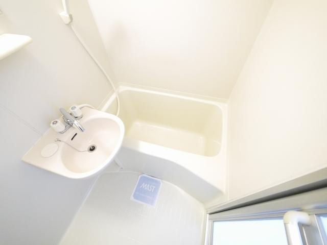 グレイスフローラ富雄の浴室|コンパクトで使いやすいお風呂です