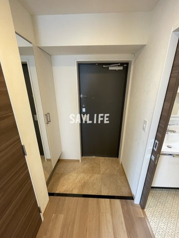 グランマーレ小路駅前の玄関