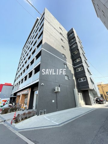 グランマーレ小路駅前の外観
