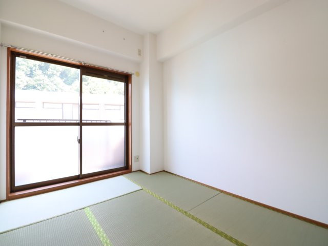 シャルマン向ケ丘の和室